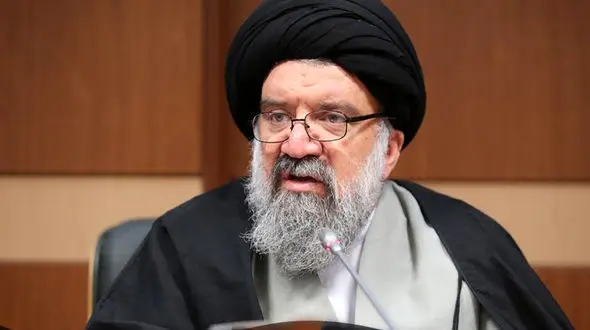 حملات تند احمد خاتمی به دولت حسن روحانی