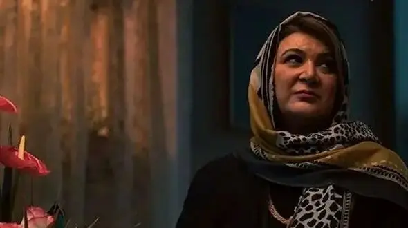 عکس سفر در زمان/«نقی، ارسطو و هما» در اتاق گریم سریال پایتخت 6 / یادش بخیر