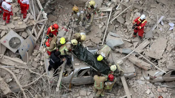 50 روز پس از جنگ؛ وعده‌ های حمایتی روی کاغذ ماند / از قطع خطوط همراه به دلیل بدهی تا جریمه‌ های بانکی و قبوض بالای خانه های خالی!