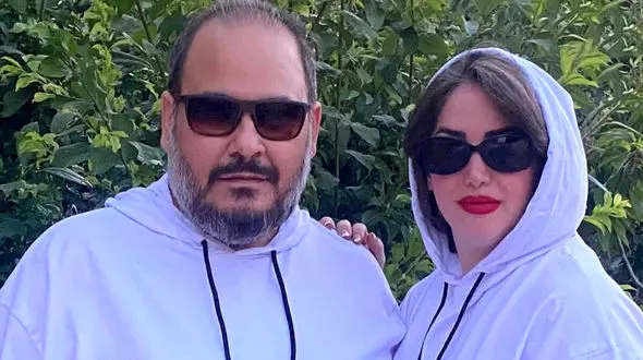 عکس / آخرین دورهمی صمیمی رضا داوودنژاد و خانواده اش در خانه پرمهرشان  / روحش شاد