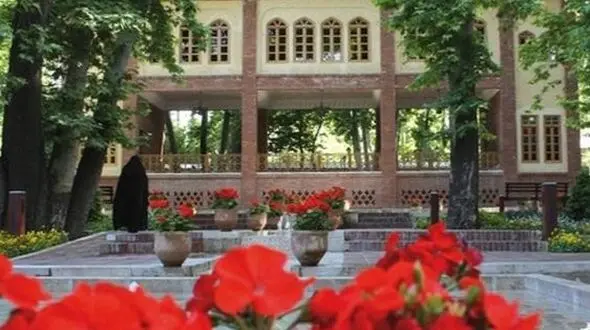 دو چهره زیبا از ایران