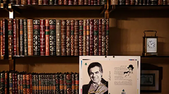 کتاب خاطرات ناصر ملک‌مطیعى به بازار آمد +عکس