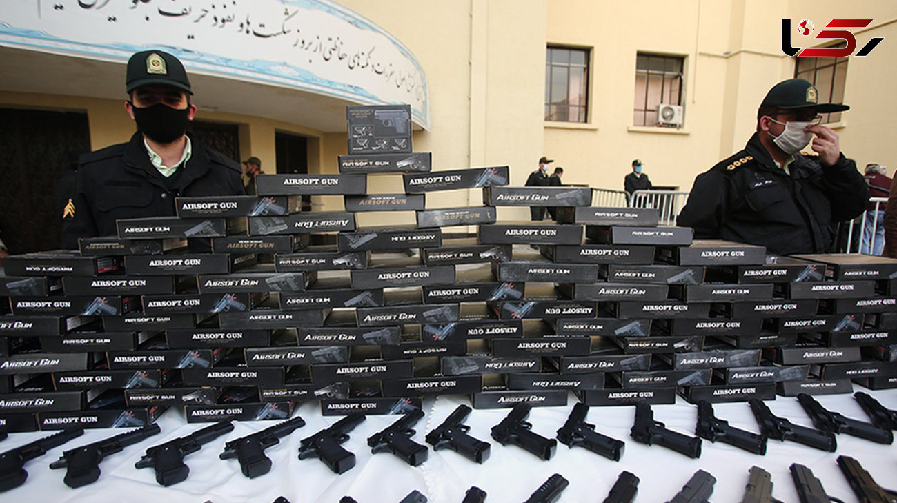 صاعقه پلیس تهران بر مجرمان مسلح پایتخت / فروش اسلحه پلاستیکی به جای کلت واقعی