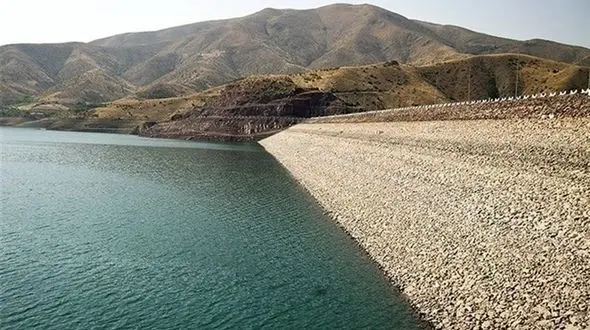 همدان در تابستان قطعی آب ندارد
