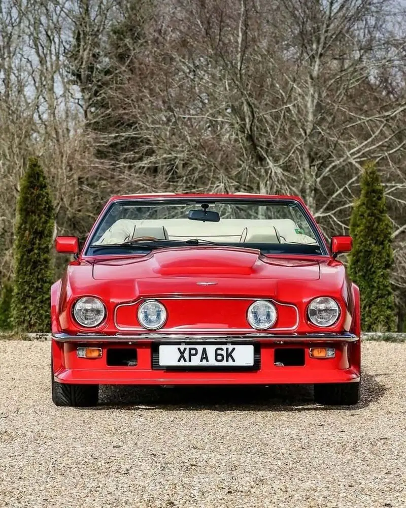 آستون مارتین V8 Vantage Volante، یک کلاسیک تمام‌عیار