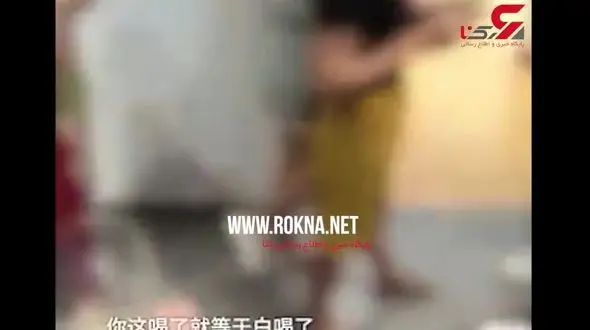 خوردن تخم مرغ خام و آب خیار چنبر تنبیه عجیب کارمندان چینی+ فیلم