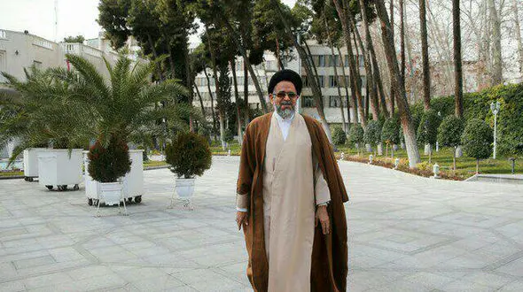 عیادت وزیراطلاعات از مجروحان حادثه تروریستی 