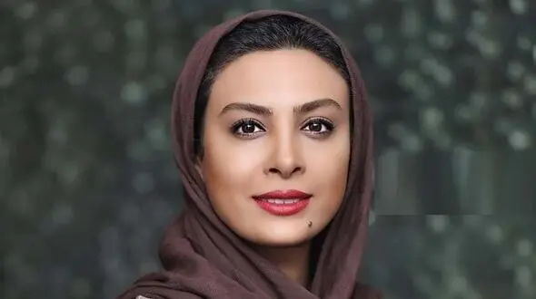 استایل شیک حدیثه تهرانی در کویر / ماه بالای سر تنهایی است ...