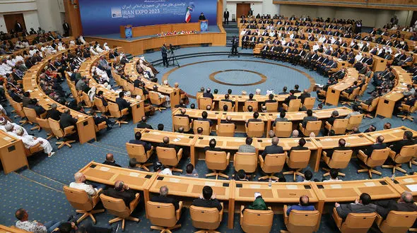 حجم صادرات در دولت سیزدهم با عبور از 50 میلیارد دلار، رکورد 40 ساله را شکسته است