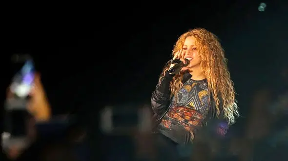 کنسرت مهیج شکیرا در سرزمین پدری اش لبنان +تصاویر