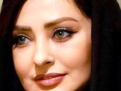 فیلم / نفیسه روشن: یه فوتبالیست عاشقم بود بین دو نیمه بهم زنگ می زد و عاشقی می کرد و .../نذاشتن باهاش ازدواج کنم ...می گفتن فوتبالی ها ... 