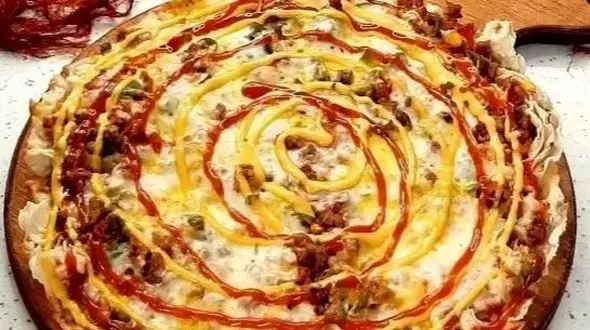 با نان لواش پیتزا درست کن؛ آسان، سریع و خوشمزه! / فیلم