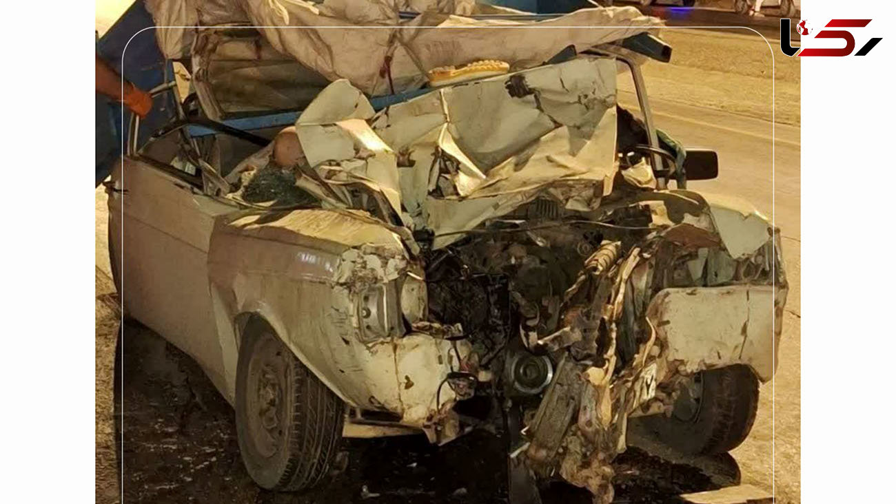 مرگ آتشین 4 نفر در تصادف پیکان و تریلی / در اصفهان رخ داد