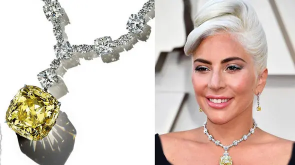 راز گردنبند لیدی گاگا در اسکار 2019+عکس