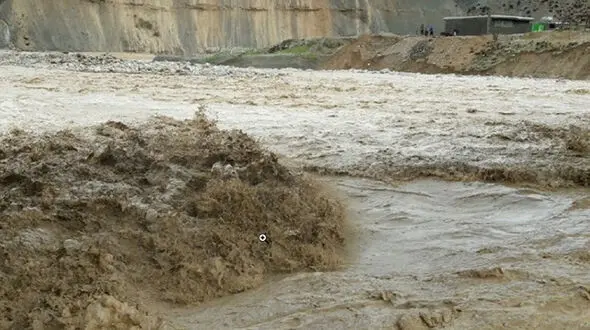 یک نفر در سیلاب بندرعباس گم شد