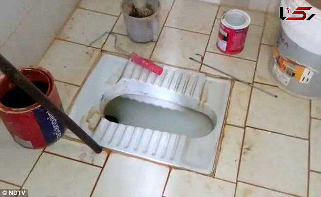 پدر و مادری نوزاد دختر را در توالت انداختند و سیفون را کشیدند