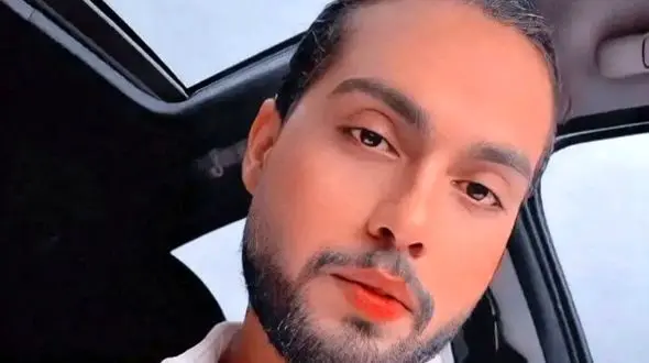 فیلم آواز فوق احساسی /  حامیم تو کنسرت کلمه اول آهنگو خوند بقیشو دخترا یکصدا خوندن !