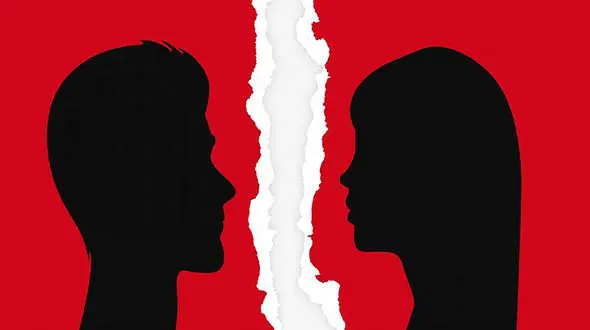  ادعای زن آقای فوتبالیست معروف ایرانی برای طلاق: شوهرم مرا کتک می زند! 