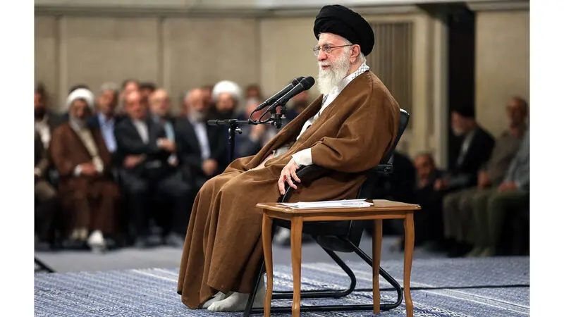حضرت آیت الله خامنه ای رهبر معظم انقلاب در دیدار هزاران نفر از معلمان و فرهنگیان سراسر کشور به مناسبت روز معلم	