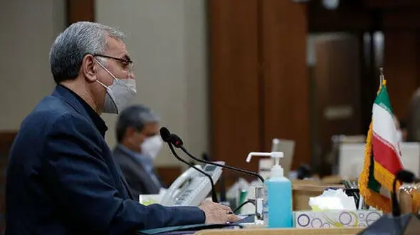 وزیر بهداشت: بازگشایی دانشگاه ها منوط به روند واکسیناسیون است