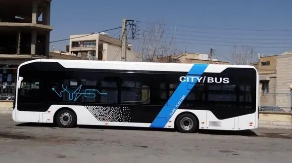 قرارداد تأمین ۱۰۰ دستگاه اتوبوس برقی در حال انعقاد است/ مقدمات برقی‌کردن تاکسی‌ها در شهر اصفهان