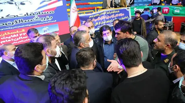 جنجال و درگیری در مسابقات کشتی کشور + فیلم