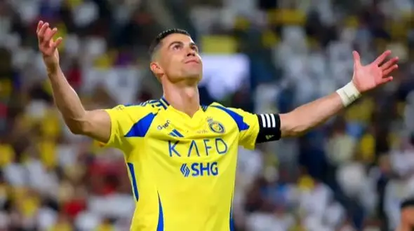 عربستان علیه فوق ستاره: هشتگ اخراج رونالدو ترند شد!