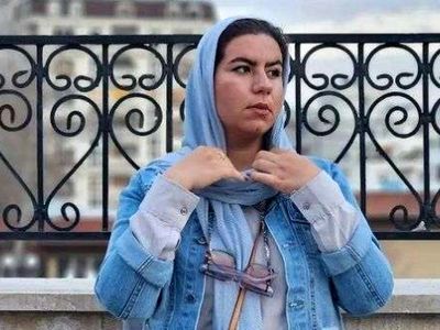 عکس جدید صهبا شرافتی؛ روناک سریال نون خ در سفر به دبی 5 سال بعد از سریال / بابا من تو ایران عزت و احترام دیگه ای دارم...