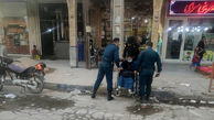 اقدام تحسین برانگیز 3 مامور پلیس خرمشهر با پیرزن معلول + عکس