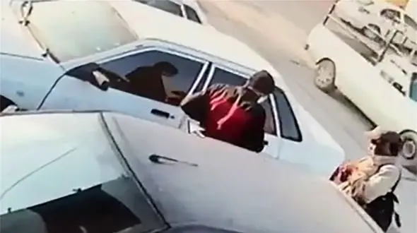 سرقت خودرو توسط خونسردترین سارق آبادان + فیلم