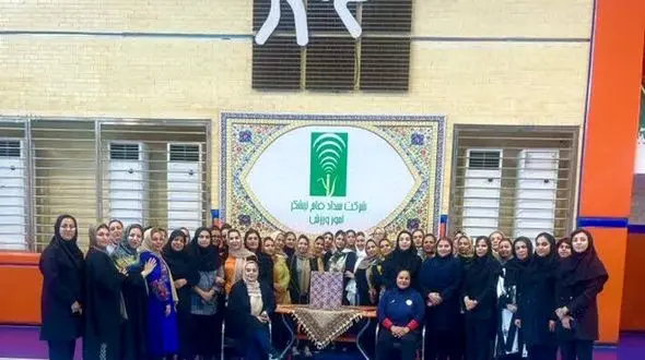 تجلیل نیشکر از بانوی پارالمپیکی خوزستان