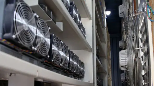 تجهیزات استخراج رمز ارز در اسدآباد شناسایی و ضبط شد