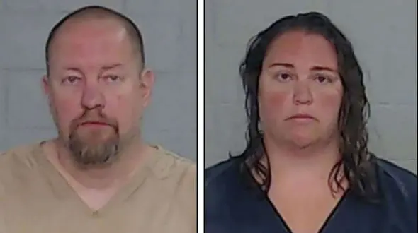 مرگ تلخ دختر 8 ساله به خاطر تنبیه وحشتناک پدر و مادر + عکس