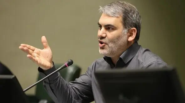 لایحه بودجه ۱۴۰۵ هیچ ارتباطی با برنامه هفتم ندارد/ به شما خیانت و به شعور ملت توهین شده است + فیلم