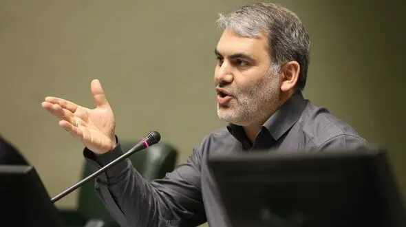 لایحه بودجه ۱۴۰۵ هیچ ارتباطی با برنامه هفتم ندارد/ به شما خیانت و به شعور ملت توهین شده است + فیلم