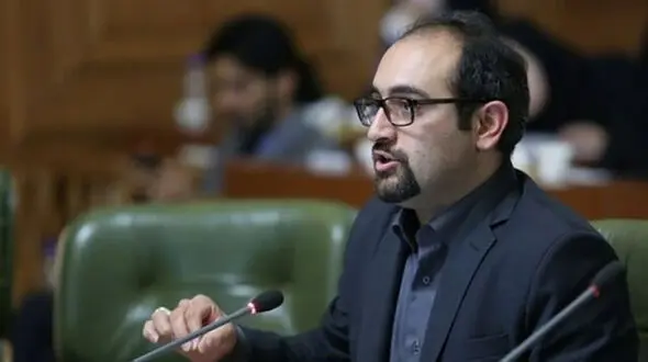 واکنش عضو شورا به دعوت پریناز ایزدیار برای «زباله‌گردی»