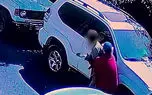 هشدار / فیلم لحظه سرقت وحشیانه تلفن همراه دخترجوان با تصادف ساختگی 