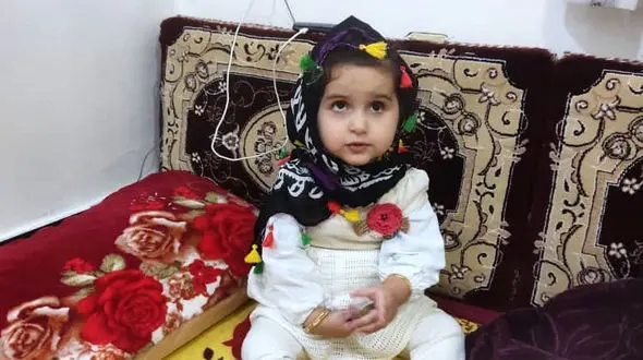 چشمان فاطمه کوچولو می میرند / کمک کنید + فیلم سرنوشت تلخ دختربچه مریوانی