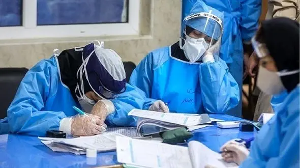 انتقاد پرستاران شرکتی از مبلغ کارانه پرداختی/ تنوع قراردادهای پرستاری از میان برداشته شود