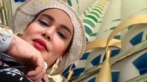 استایل و ژست جالب بهاره رهنما در خارج از کشور + عکس/ اینجا دقیقا کجاست؟