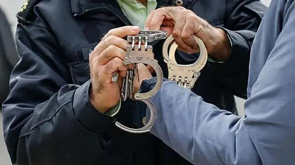 بازداشت عاملین  شلیک به خطیب سابق اهل سنت در میناب