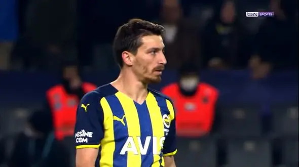 مرت هاکان هافبک مورد نظر کارتال کیست؟ + آمار و بیوگرافی