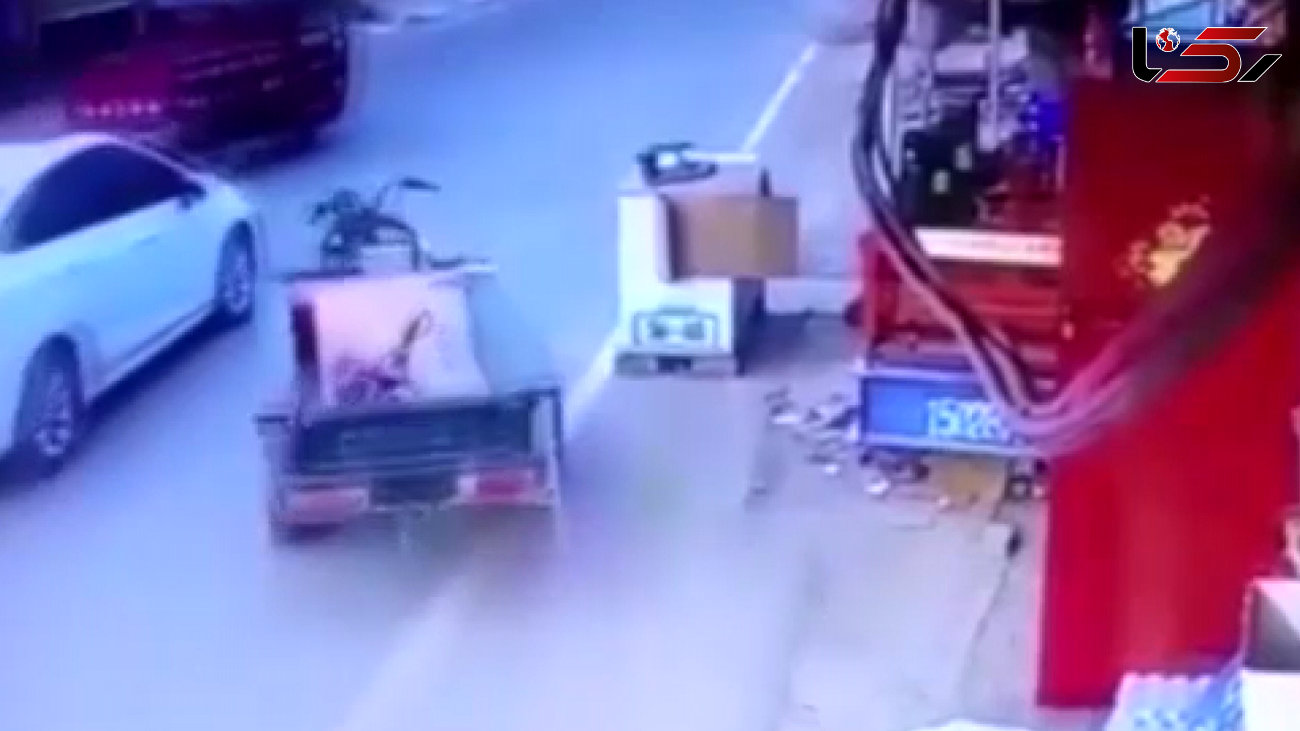 تصادف عجیب در چین؛ کاربران ارواح شرور را مقصر دانستند! + فیلم 