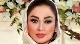 عکس / چیدمان رنگارنگ و زیبای میز شام الهام حمیدی برای همسرش/  زندگی عاشقانه شان پایدار