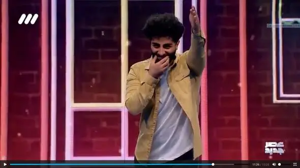 فیلم اجرای زیبای پیمان ابراهیمی در فینال عصر جدید / استندآپ کمدی که همه را شوکه کرد