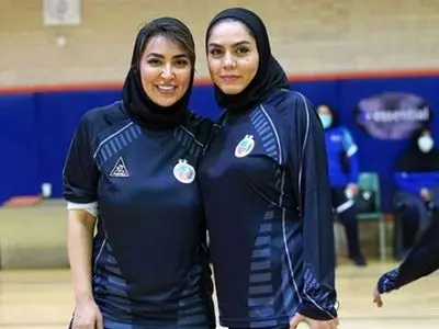 نگاهی به تیپ و استایل ورزشی آزاده زارعی، بازیگر سریال «آوای باران» در کنار شهربانو منصوریان و الهه منصوریان/میدونستین  سیندرلامون فوتبالیسته؟