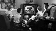 علاقه عجیب انگلیسی‌ها به استفاده از تلویزیون سیاه و سفید