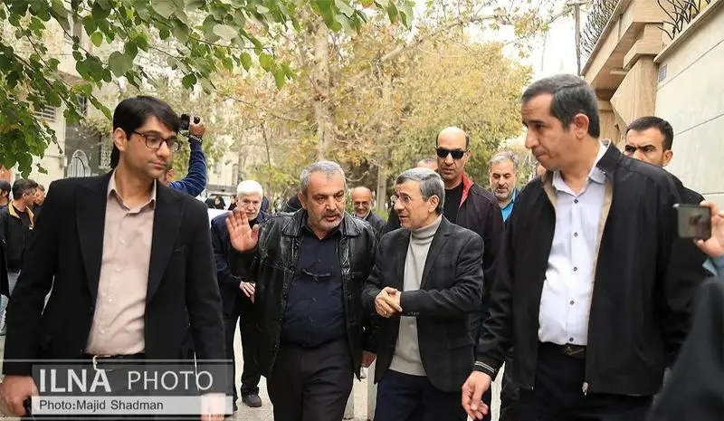 تشیع جنازه خواهر احمدی نژاد 