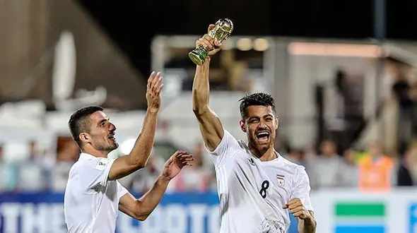 عکس زنان زیبای میلاد محمدی و مرتضی پورعلی گنجی /  کدام زیباترند ؟! 