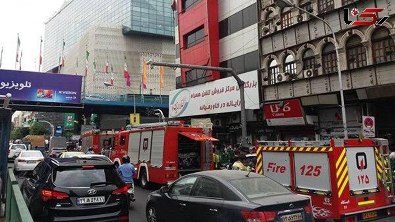 آتش سوزی در طبقه اول علاءالدین / همه جا را دود گرفته بود + عکس